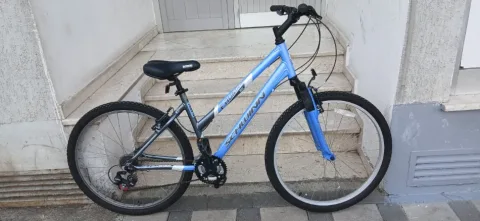 Tirane, oferte ️️️SCHWINN️26inch blu e hapur 200 €