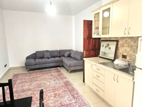 🏡 JEPET ME QERA APARTAMENT 1+1 NE 5 MAJI 📍 Te Concord Center, 500 Euro