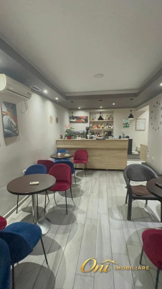 Tirane, jepet me qera ambjent biznesi Kati 0, 70 m² 1.200 € (BULEVARDI BAJRAM CURRI)