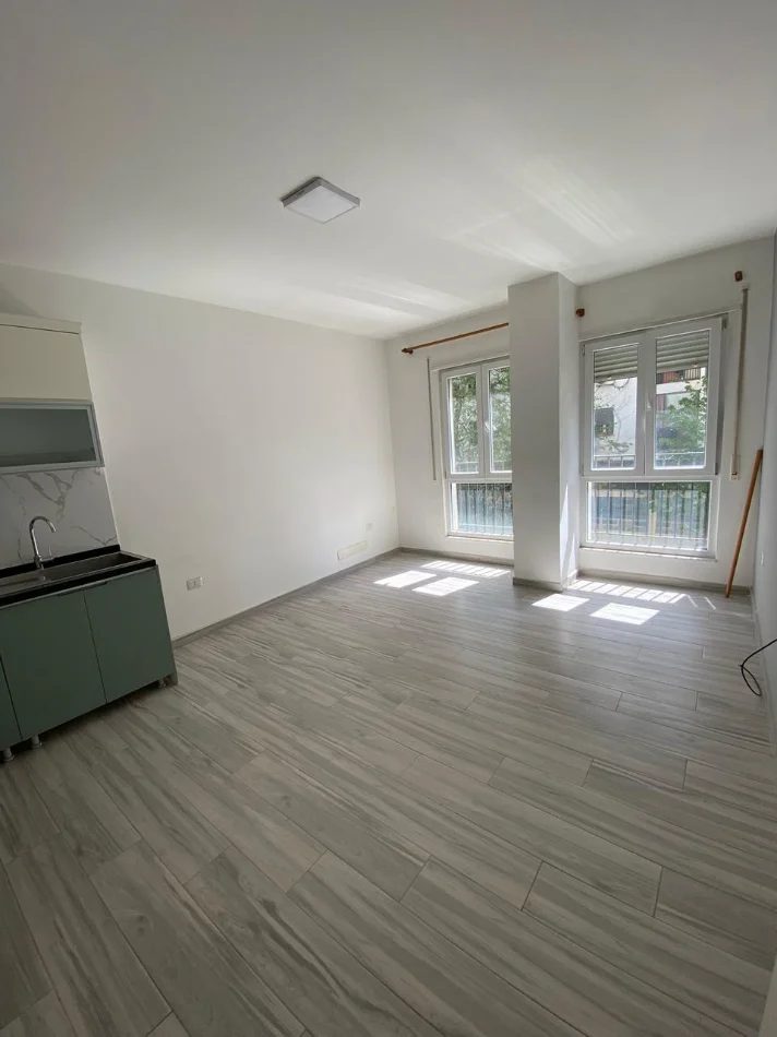 Tirane, jepet me qera apartament 1+1 Kati 2, 54 m² 400 € (CONCORD CENTER)
