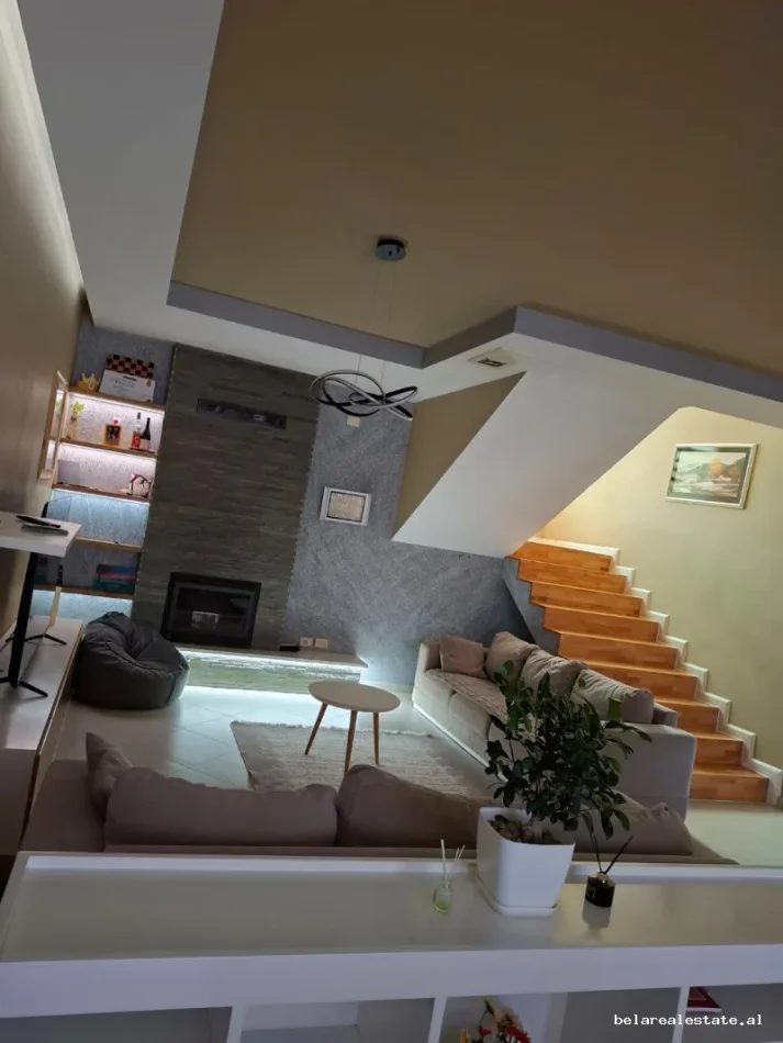 Tirane, jepet me qera Vile 3+1+Ballkon Kati 0, 250 m² 1.000 € (Baldushk)