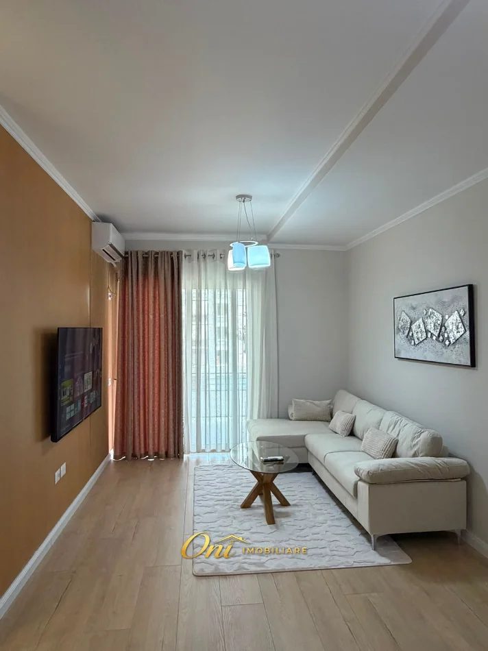 Tirane, shitet apartament 1+1 Kati 2, 58 m² 142.000 € (RRUGA E KAVAJES)