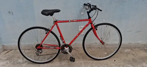 Tirane, ofroj biciklete 26 e kuqe 160 €