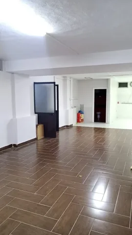 Tirane, shitet magazine Kati -1, 109 m² 120.000 € (IRFAN TOMINI)