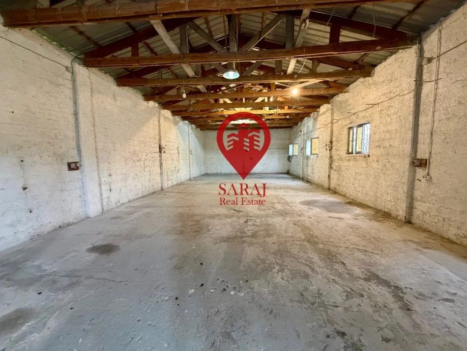Tirane, shitet magazine Kati 1, 285 m² 365.000 € (Vaqarr)