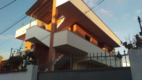 Tirane, shitet truall , 318 m² 370.000 € (Laprakë)