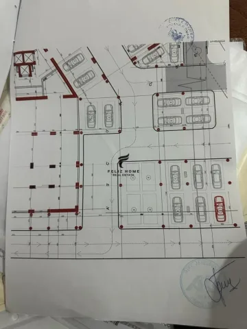 Tirane, shitet garazh Kati -1, 12 m² (ISH FUSHA E AVIACIONIT)