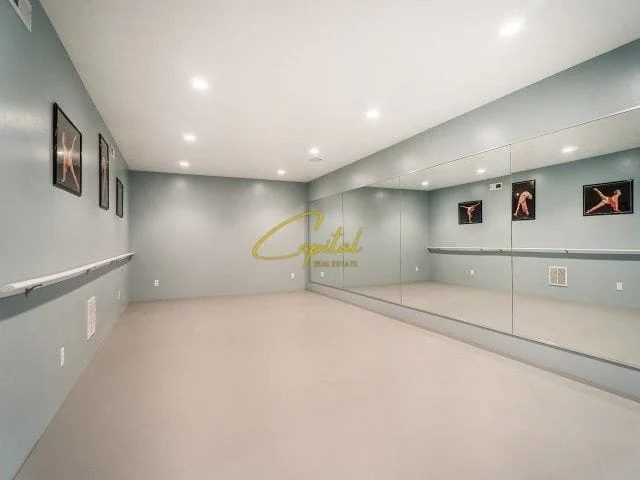 Tirane, shitet ambjent biznesi Kati 1, 75 m² 250.000 € (RRUGA MUHAMET GJOLLESHA)