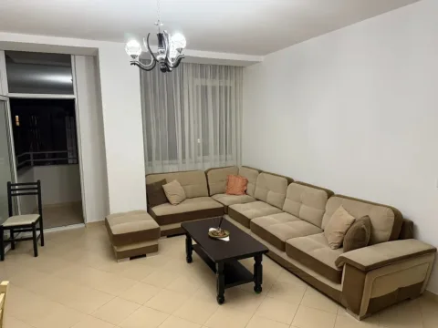 Tirane, jepet me qera apartament 2+1 Kati 6, 110 m² 600 € (Rruga Jordan Misja)