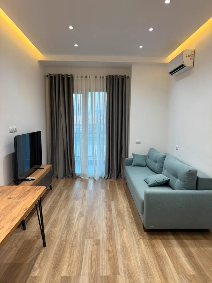 🏠 Me Qera: 1+1📍Rezidenca Henke (Perballe spitalit Amerikan 3 - Rr. E Kavajes) - 55,000 Leke/Muaj - Pallat i Ri V.2026 - 