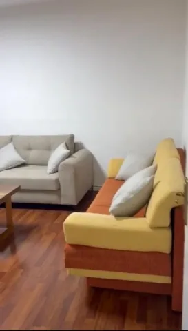 Tirane, jepet me qera apartament 1+1 Kati 3, 65 m² 400 € (Ali Demi)