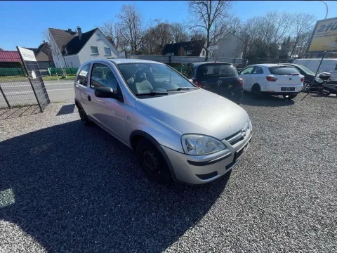 SHITET OPER CORSA 1.2 BENZINE VITI 2004 CMIMI 1490€
