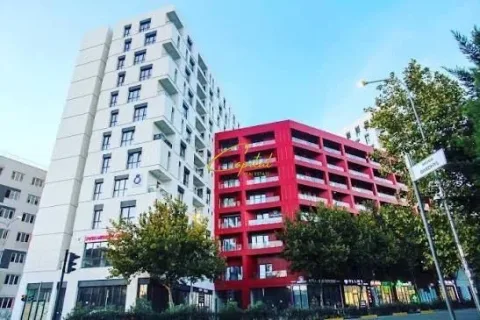 Tirane, jepet me qera garazh | post parkimi Kati -1, 130 m² 640 € (KOMPLEKSI FARMACIA 10)