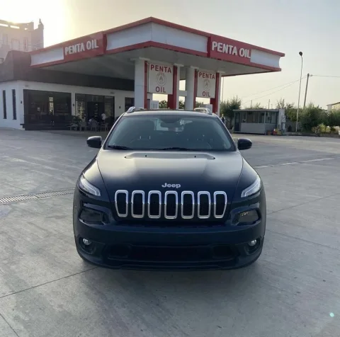 JEEP CHEROKEE - AUTO PENTA