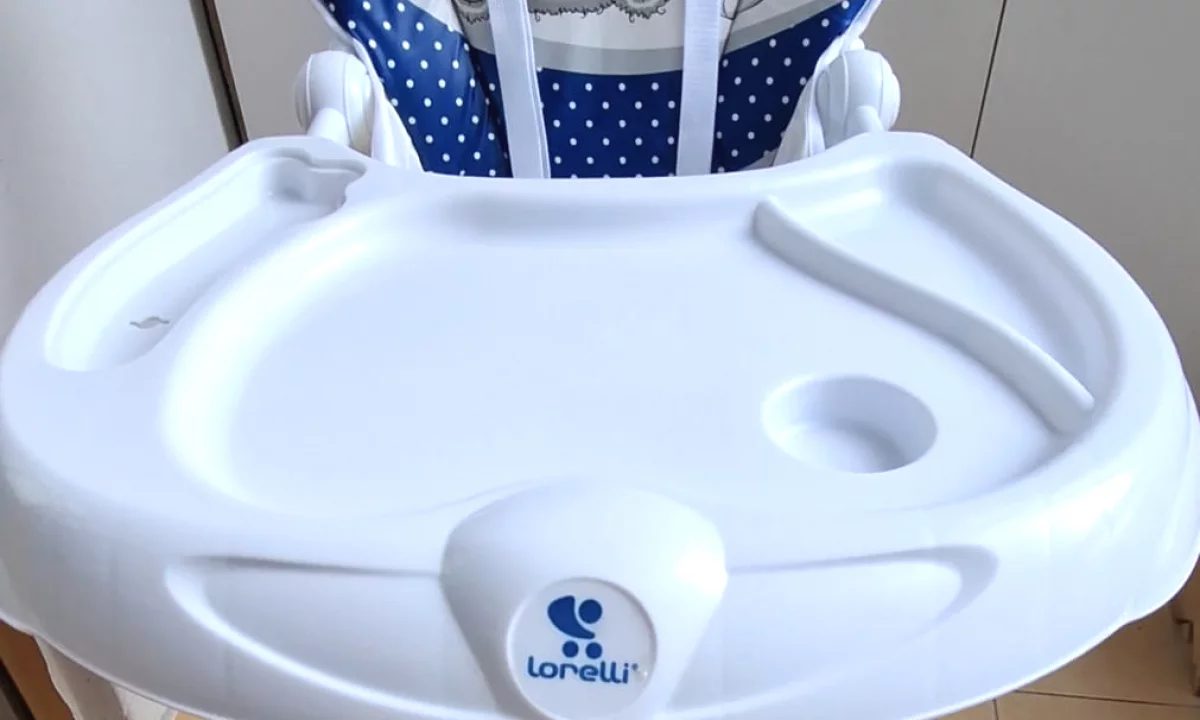 Karrige ushqimi per femije.