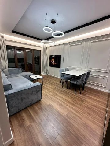Apartament 1+1 per shitje, Komuna e Parisit !
