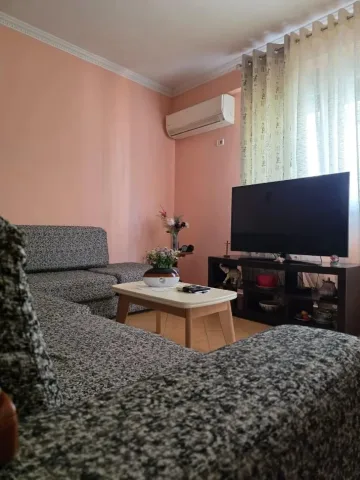 Tirane, shitet apartament 2+1 Kati 4, 138.000 € (Casa Italia)