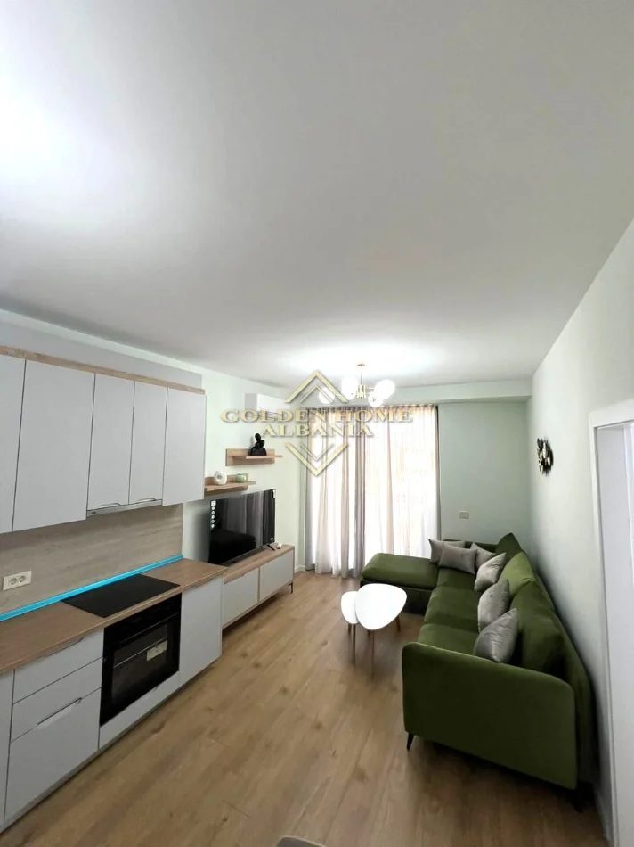 Tirane, shitet , 104 m² (Mine Peza)