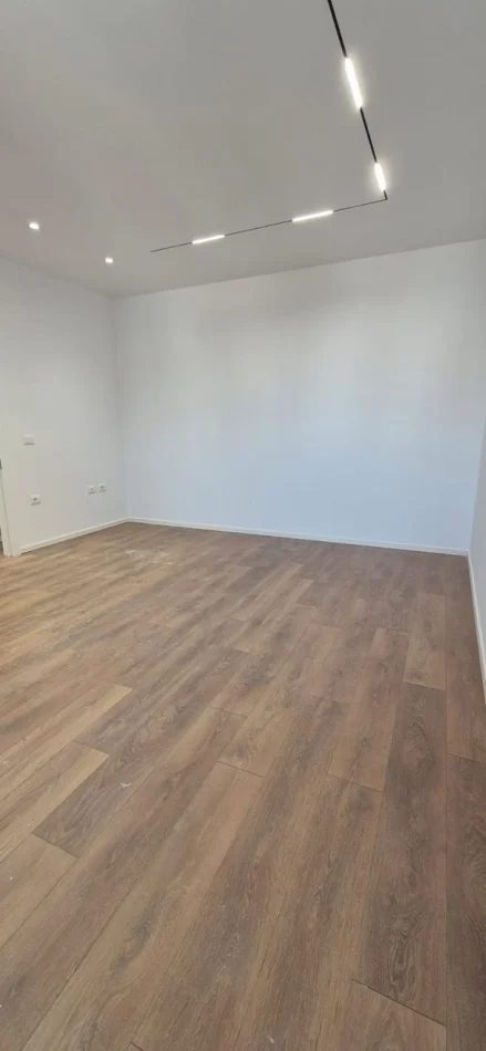 Tirane, shitet apartament 2+1 Kati 5, 86 m² 198.000 € (Rruga Fadil Bodinaku)
