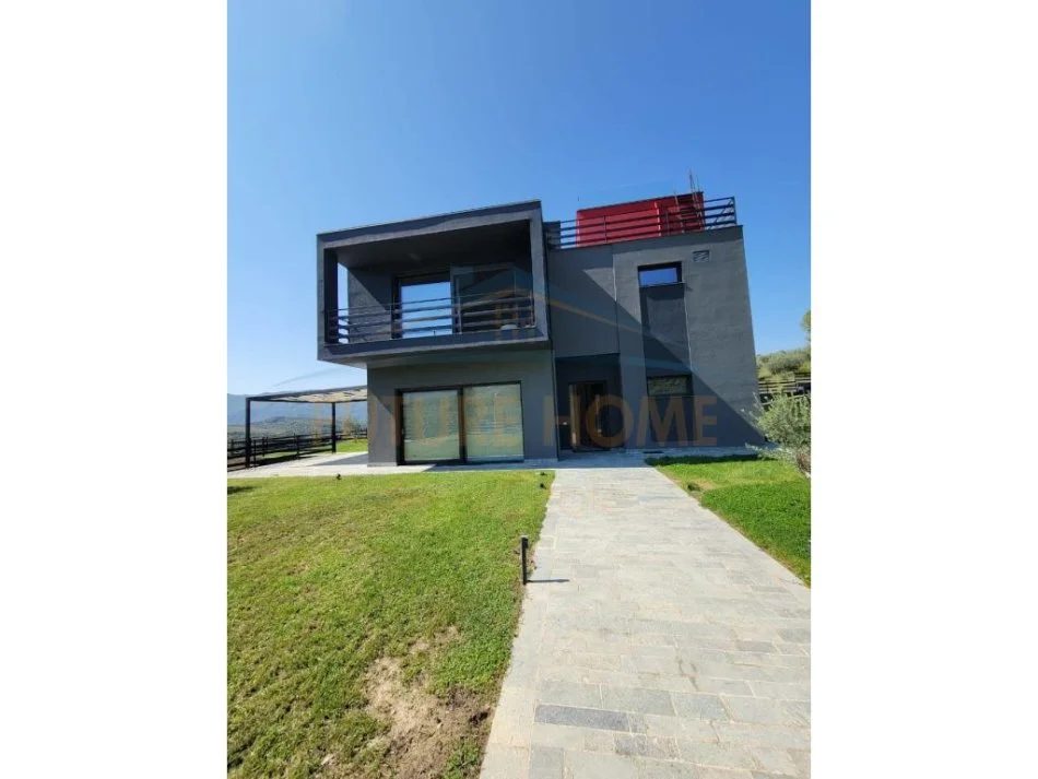 Tirane, shitet Vile 2 Katshe Kati 2, 917 m² 800.000 € (Daias)