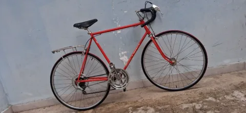Tirane, shes biciklete ️️️Schwinn27inch VARSITY e kuqe 100 €