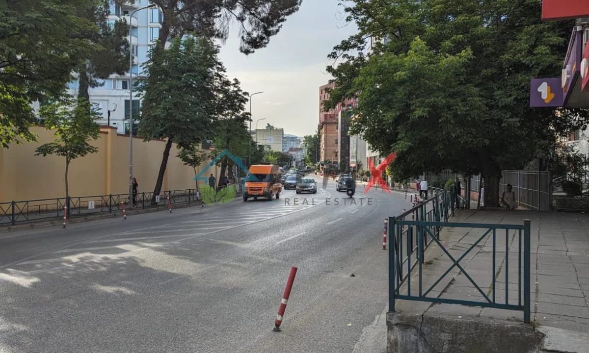 🔥 SHITET AMBJENT BIZNESI , RESTORANT, RRUGA ELBASANIT, PRANE LICEUT ARTISTIK, TIRANE 🔥