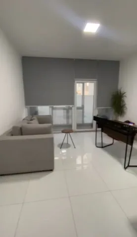 Tirane, jepet me qera ambjent biznesi Kati 2, 102 m² 1.200 € (Komuna e Parisit)