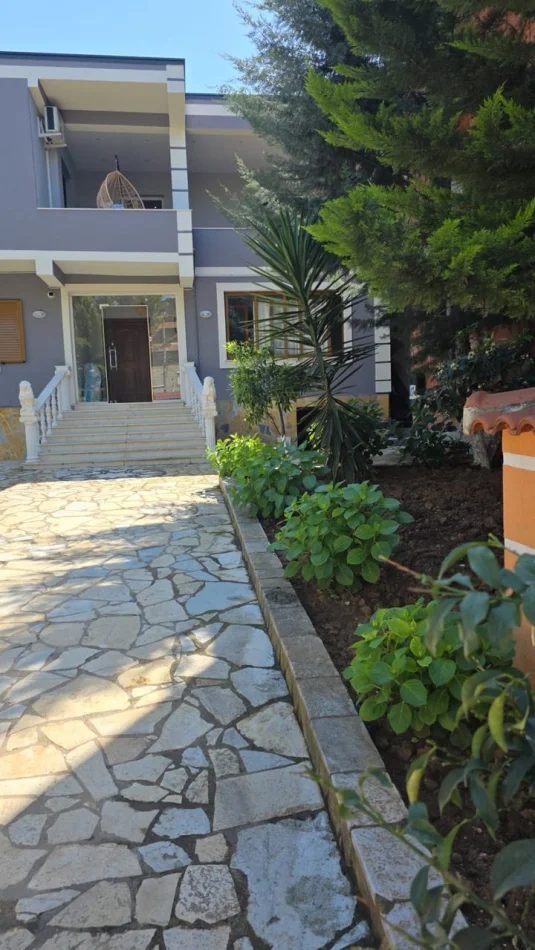 Tirane, shitet apartament 2+1 Kati 3, 600 m² 700000 € (Rruga Leandro Zoto)