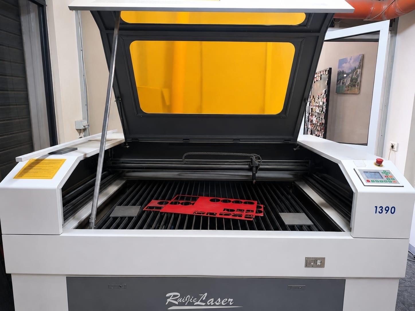 Co2 laser 150W 130x90 cm