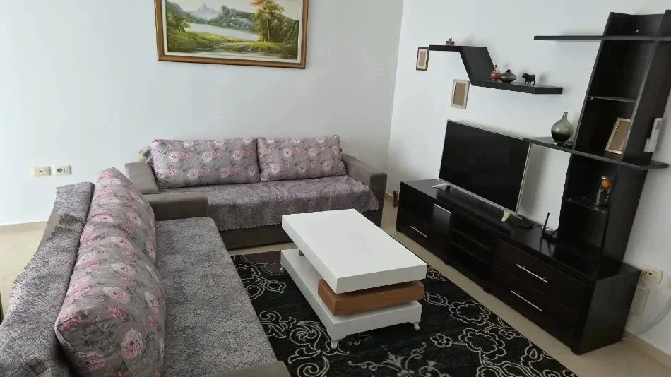 Tirane, jepet me qera apartament 2+1 Kati 5, 90 m² 500 € (Rruga Sokrat Miho)