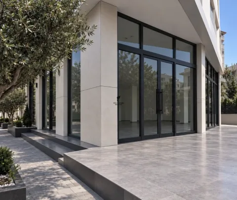 Tirane, shitet dyqan Kati 0, 141 m² 1.000.000 € (RRUGA BOGDANEVE)