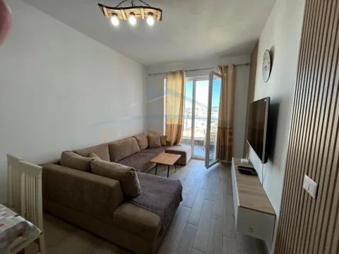 0696044407 Apartament 1+1 shitje, Qerret, Kavajë.
