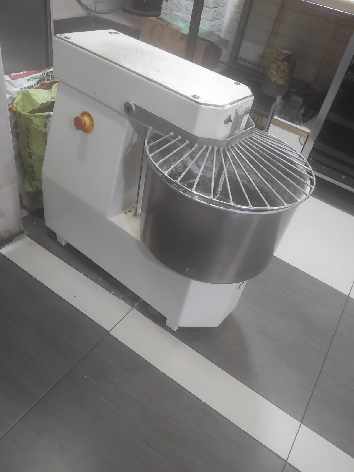 Paisje fastfooudi dhe byrektore