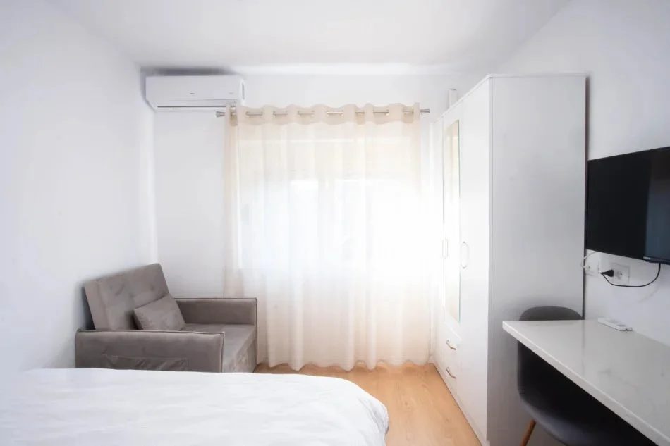 Tirane, jepet me qera apartament Studio Kati 3, 30 m² 500 € (Blloku)