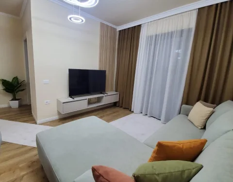 📌Jepet me Qira Apartament 1+1 – Liqeni i Thatë