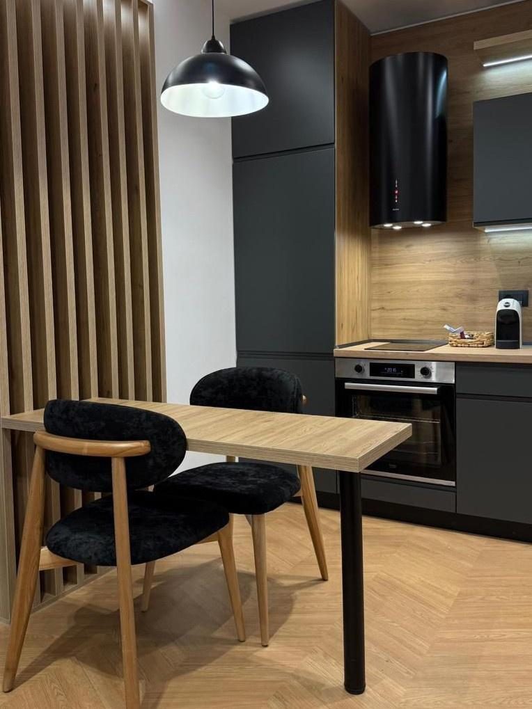 JEPET ME QERA APARTAMENT LUKSOZ TE LIQENI I TIRANES! Kopshti