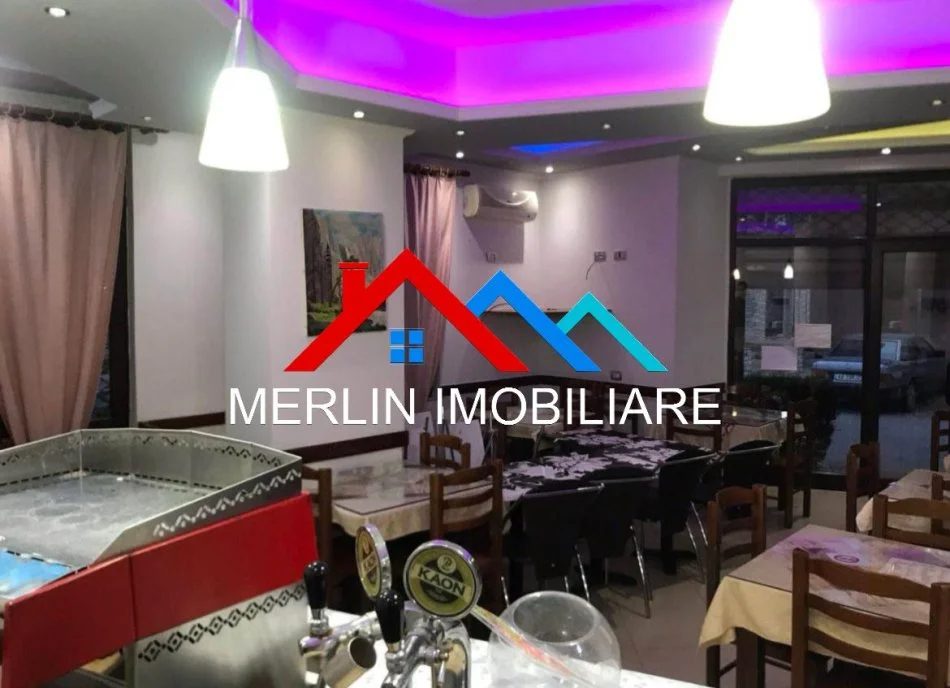 Tirane, shitet ambjent biznesi Kati 0, 50 m² 160.000 € (RRUGA ALEKSANDER MOISIU,KINOSTUDIO)