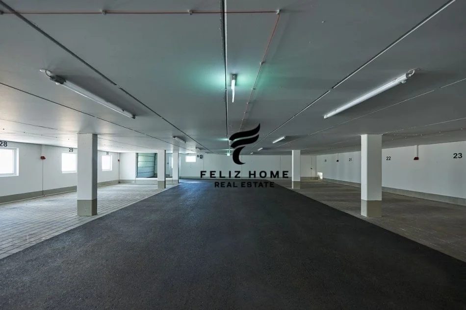 Tirane, jepet me qera dyqan Kati 0, 850 m² 18.700 € (RRUGA E KAVAJES)
