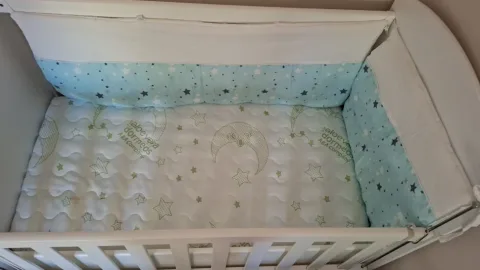 Tirane, shes Shitet Krevat Bebeje Komplet me Dyshek Dormeo Aloe Vera 80 €