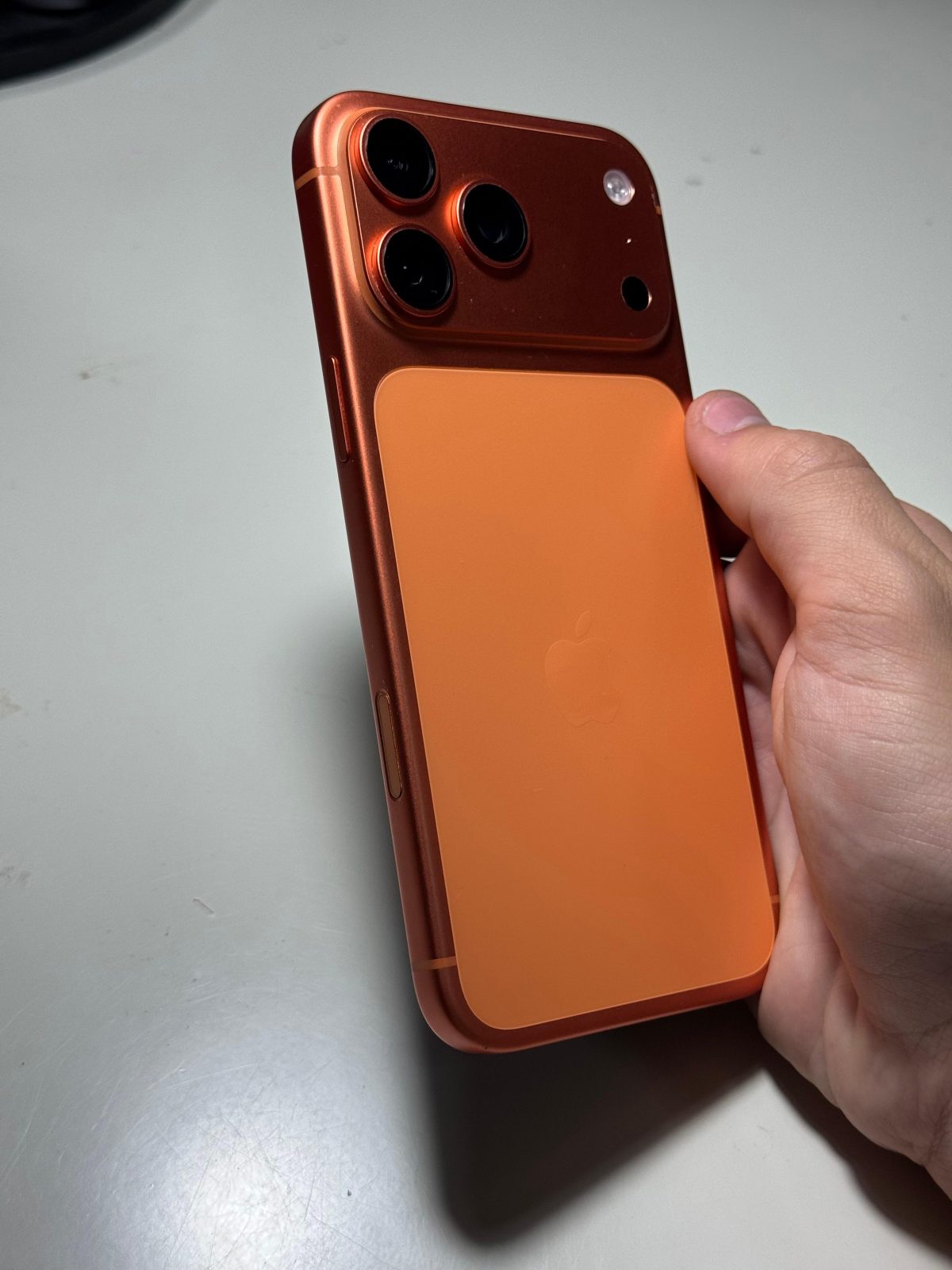 Iphone 17 Pro max 🍊