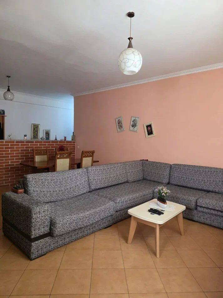 Tirane, shitet ambjent biznesi Kati 4, 108 m² 139.000 € (casa italia)