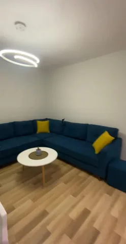 APARTAMENT ME QERA 1+1 QENDER 55.000 LEKE FH-73022