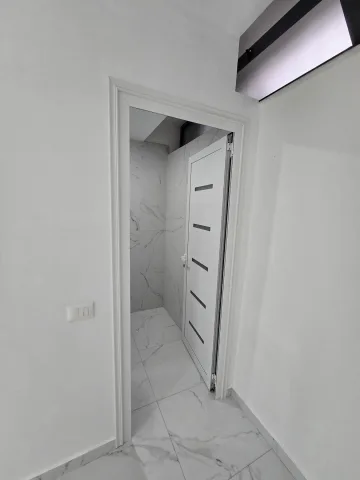 🔥🏪 SHITET 70,000€ – DYQAN PRANË KOMUNËS SË PARISIT 🏪🔥