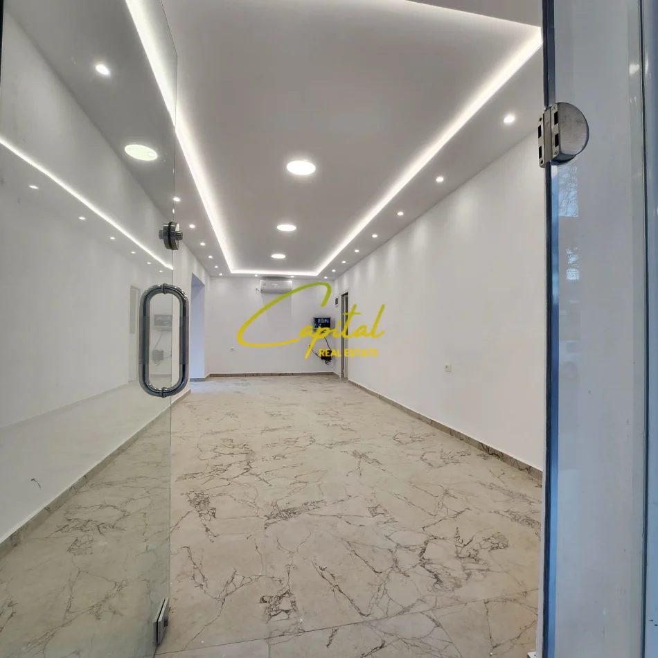 Tirane, jepet me qera dyqan Kati 0, 50 m² 1.000 € (21 DHJETORI)