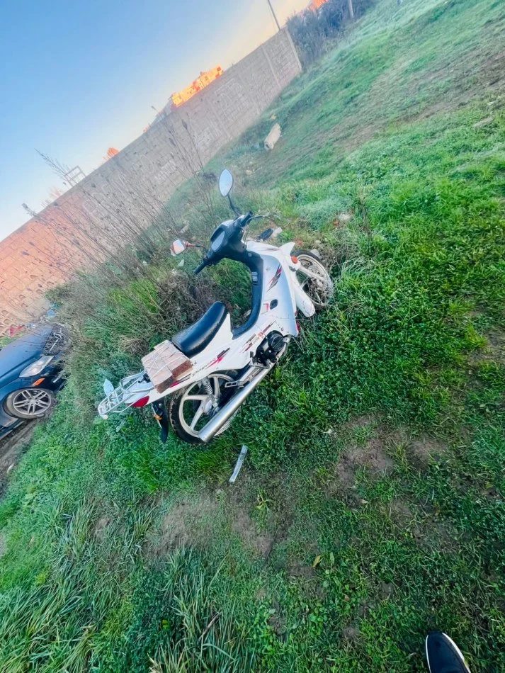 Tirane, shes motor , 550 €