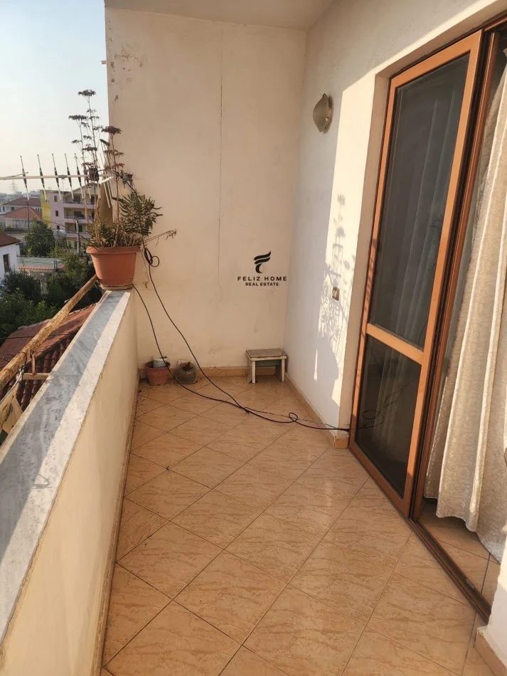 Tirane, shitet 1+1 Kati 3, 77 m² (RRUGA ANASTAS SHUNDI)