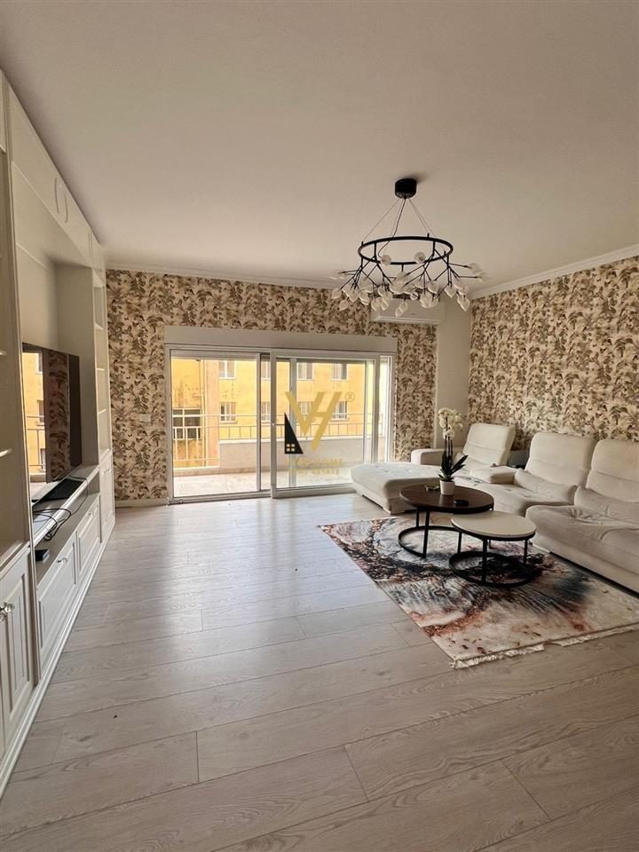 SHITET APARTAMENT 3+1+2 TE RRUGA E ELBASANIT 345.000 EURO