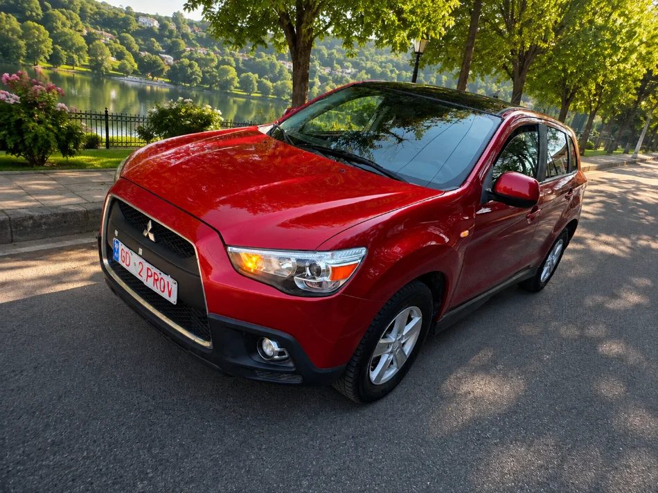 Tirane, shes SUV MITSUBISHI ASX 4x4 Automatike Benzin,