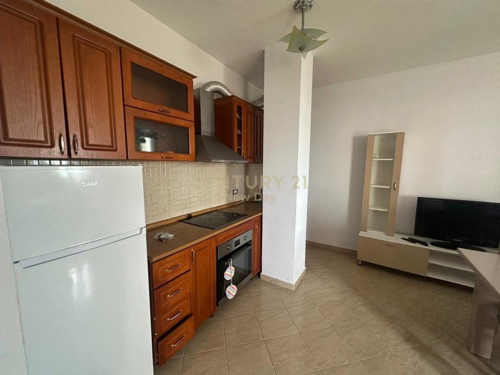 0698329326 Apartament 1+1 Për Shitje në Plazh, Durrës