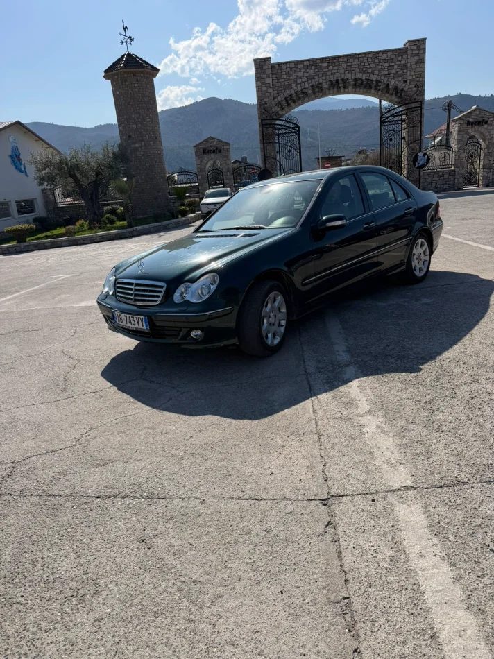 Elbasan, shes makine | veture Benzin+Gaz, ulliri automatik Kondicioner 21.700 km 6.000 €
